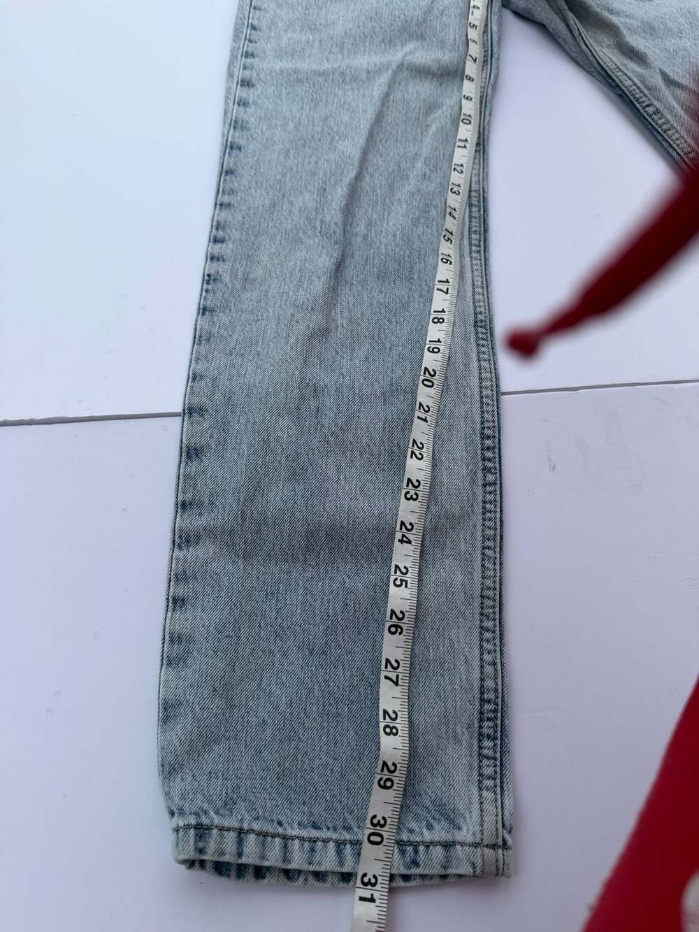 Levi's - Picture 4 of 4